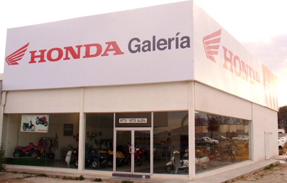 Anuncio tipo faldon con iluminacion interior